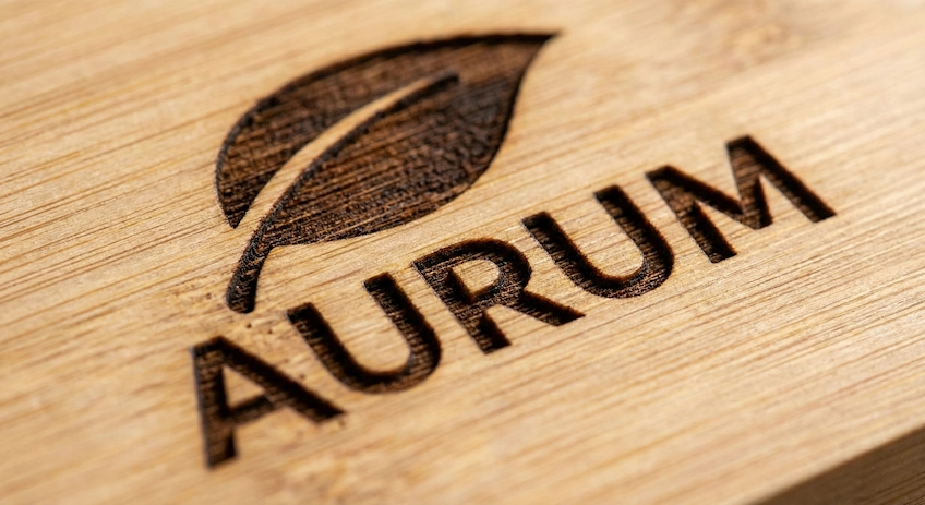 laser engraved logo on bamboo cosmetic jar